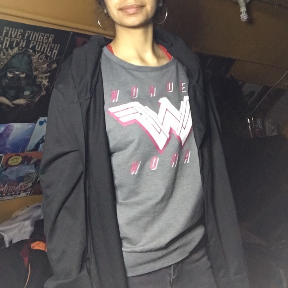 SOLD: Assassin Style Cardigan - Picture 2 of 4